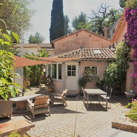Maison Atypique De Caractere * 耶尔